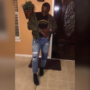 Meet your Posher, Brian